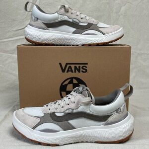 Gray and White Vans Ultra-range Neo VR3
Men’s Size 8